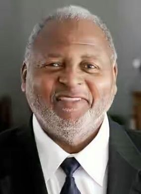 Pastor Is Shot Dead By His Own Brother On The Pulpit During A Church Service1