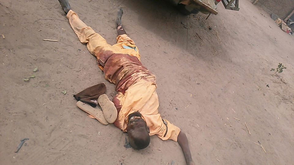 TROOPS CLEAR BOKO HARAM AMBUSH AND CLEAR GARE3