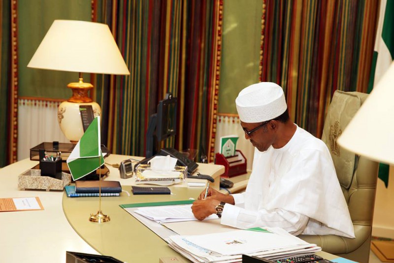 Buhari-at-Villa-4-800x533