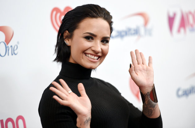 Demi Lovato Apologizes for Zika Virus Joke After Backlash