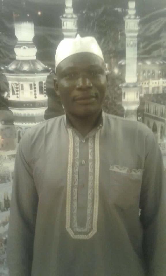 President Buhari's Driver Returns Missing Bag Full Of Hard Currencies To Hajj Commission