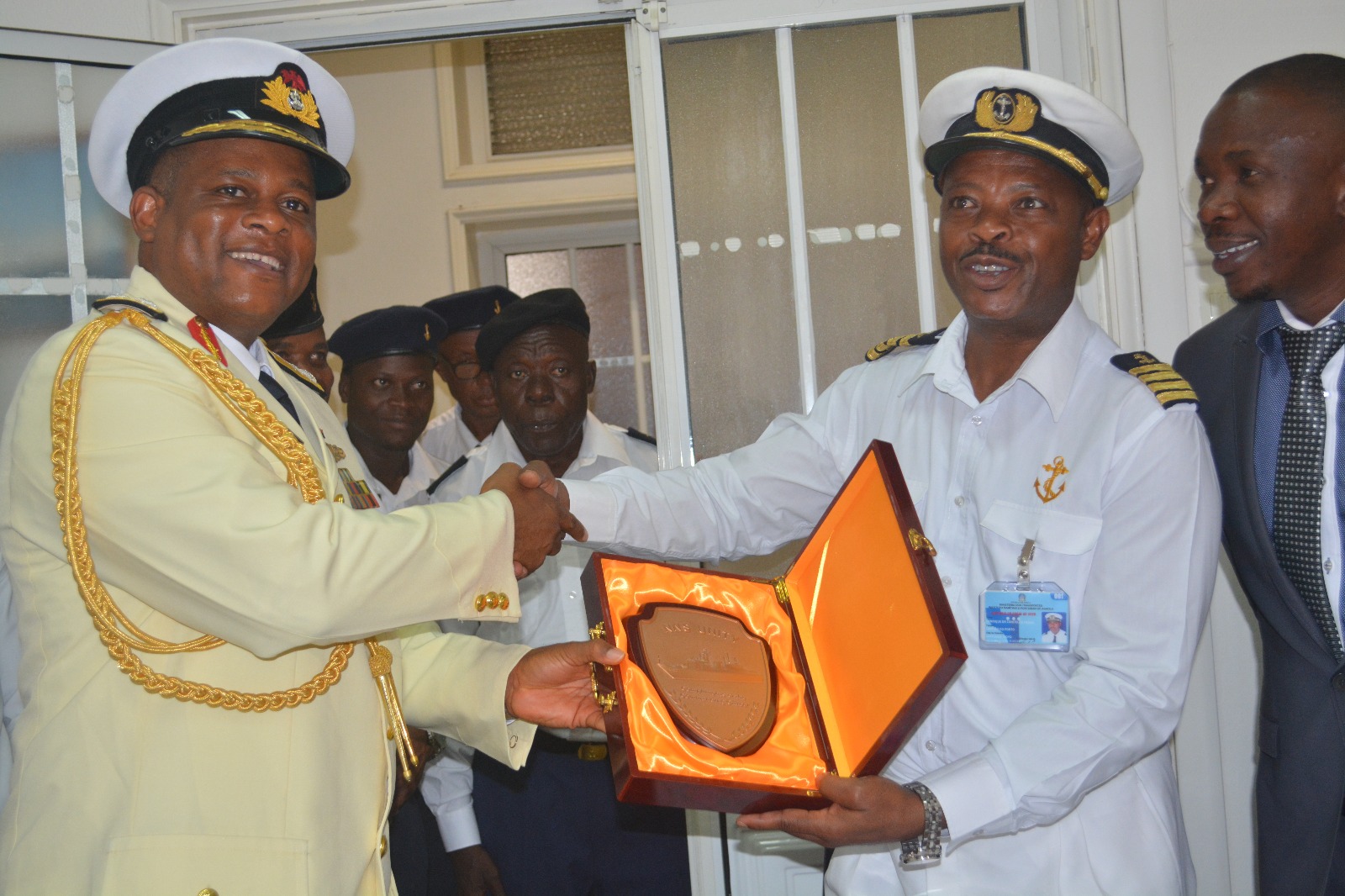 rep-of-the-cns-r-adm-ifeoluwa-mohammed-exchanging-gift-with-captain-of-the-port-of-luanda-captain-henrique-pedro