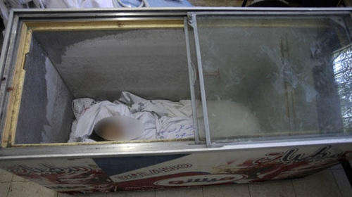 body-in-freezer-thumb-
