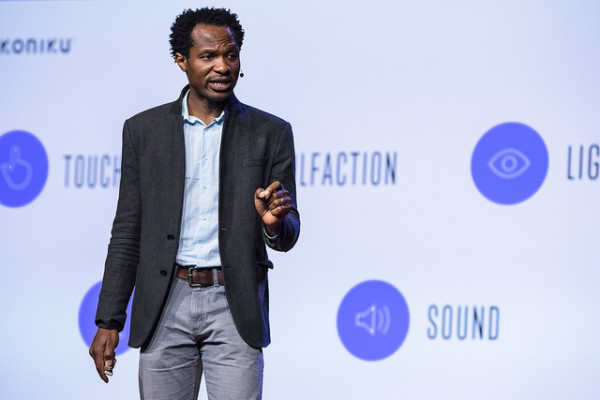 Oshiorenoya-Agabi-TEDGlobal-2017-600x400