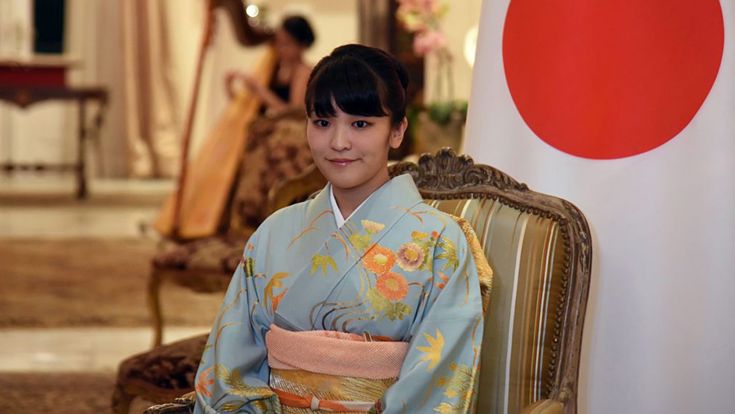 Japan’s Princess Dumps Royalty To Marry Commoner