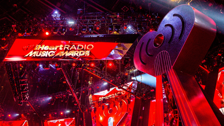 iHeartRadio-music-awards