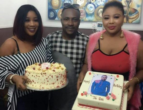 Segun-Ogungbe-flanked-by-his-two-wives-Atinuke-and-Omowunmi-on-his-birthday-