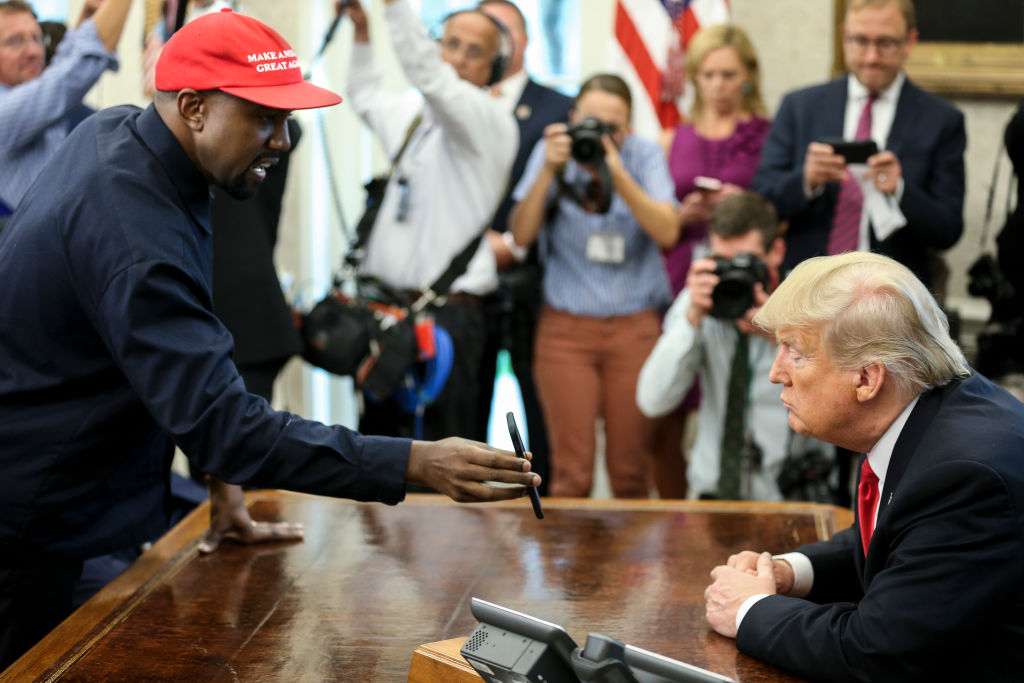 kanye-west-meets-president-trump