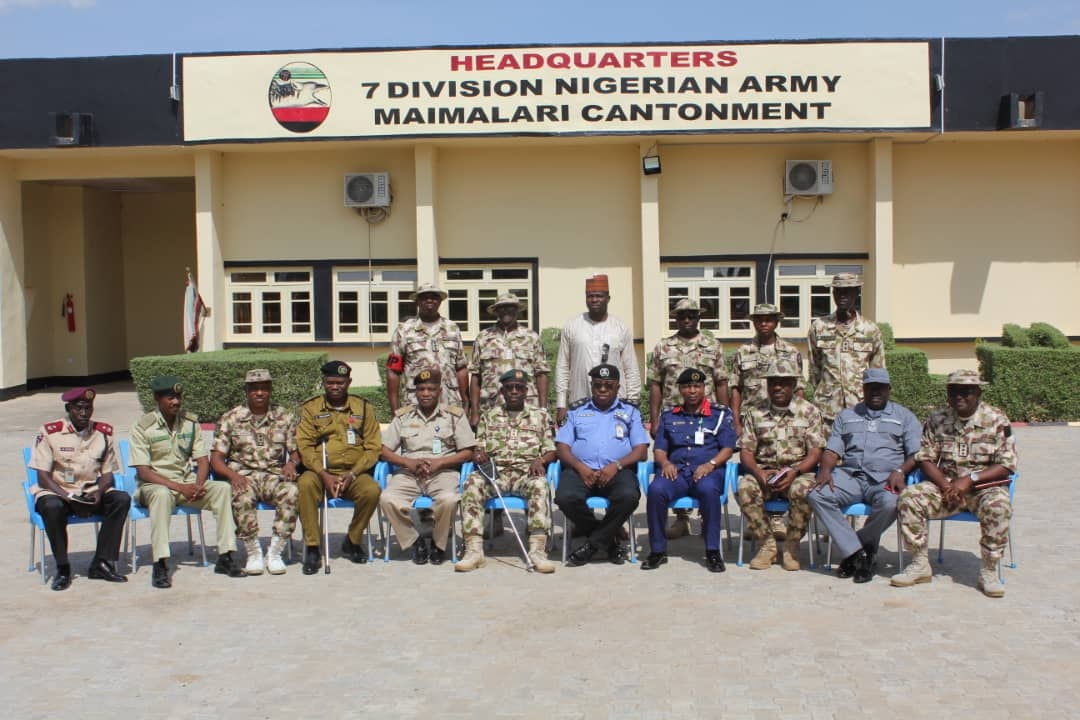 Nigerian Army Meets With Heads Of Security Agencies, Solicits Cooperation