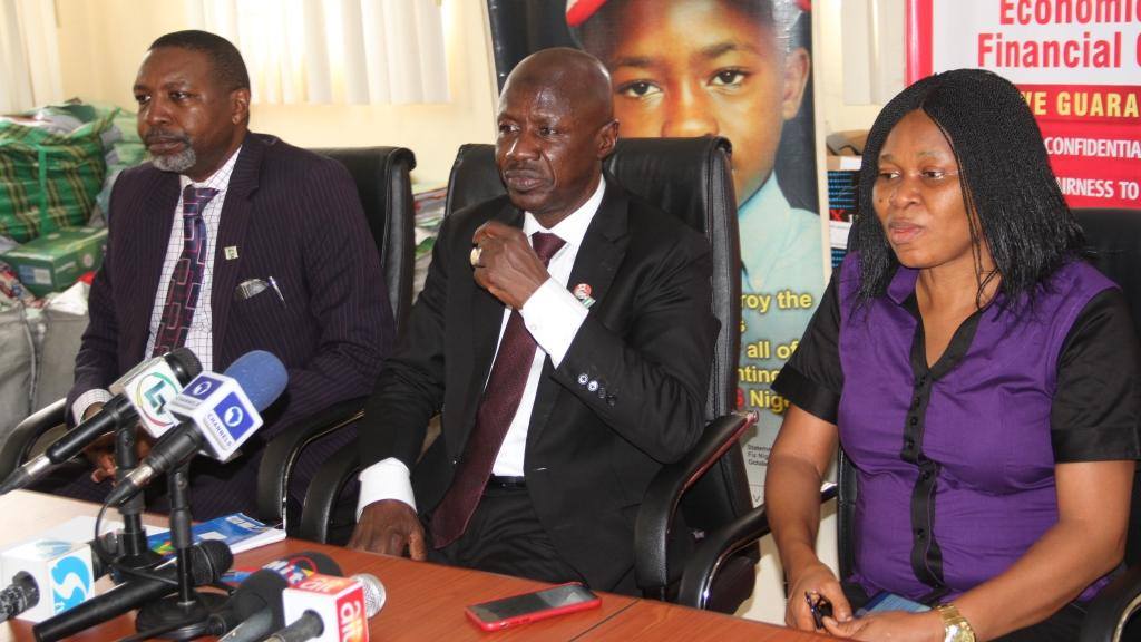 magu-decries