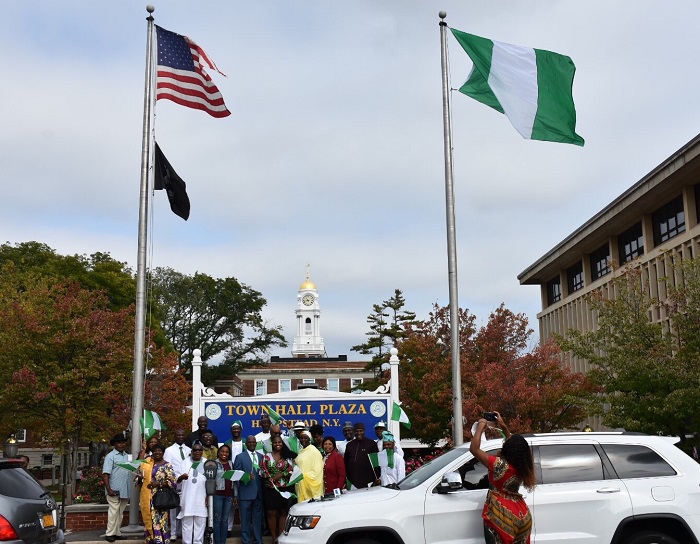 US-city-nigeria-flag-raising