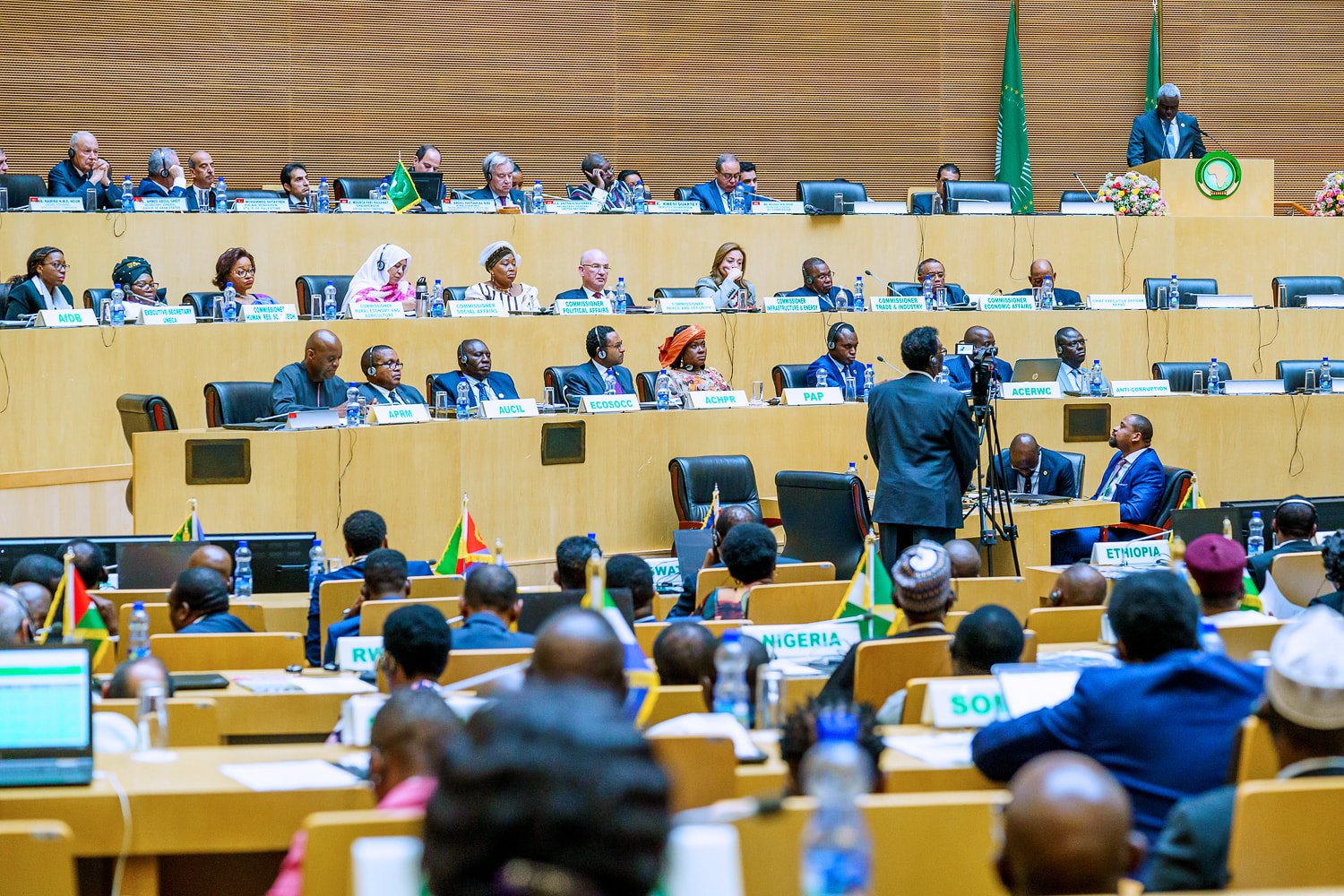 au-summit