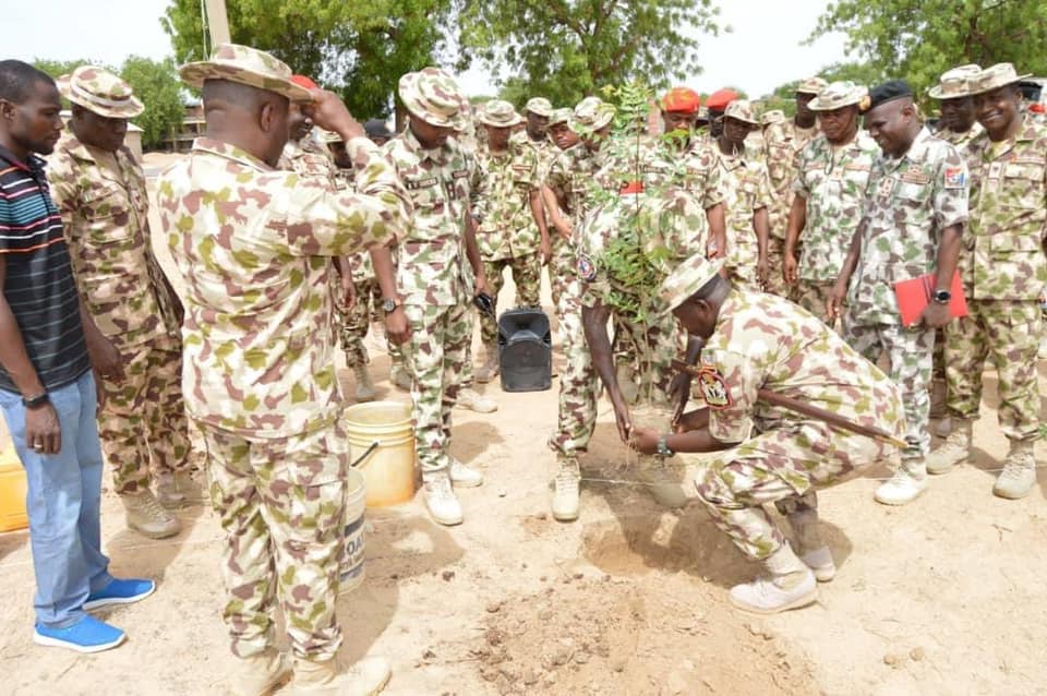 migerian-army-tree-planting